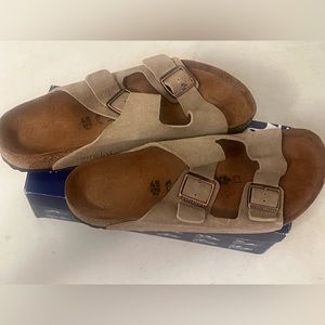 Birkenstock tan/grey size 11.5